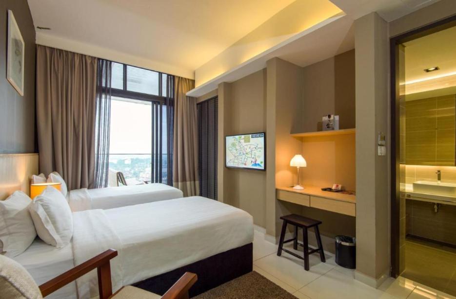 The Honeymoon Haven - 99 Residences Malacca Exterior photo